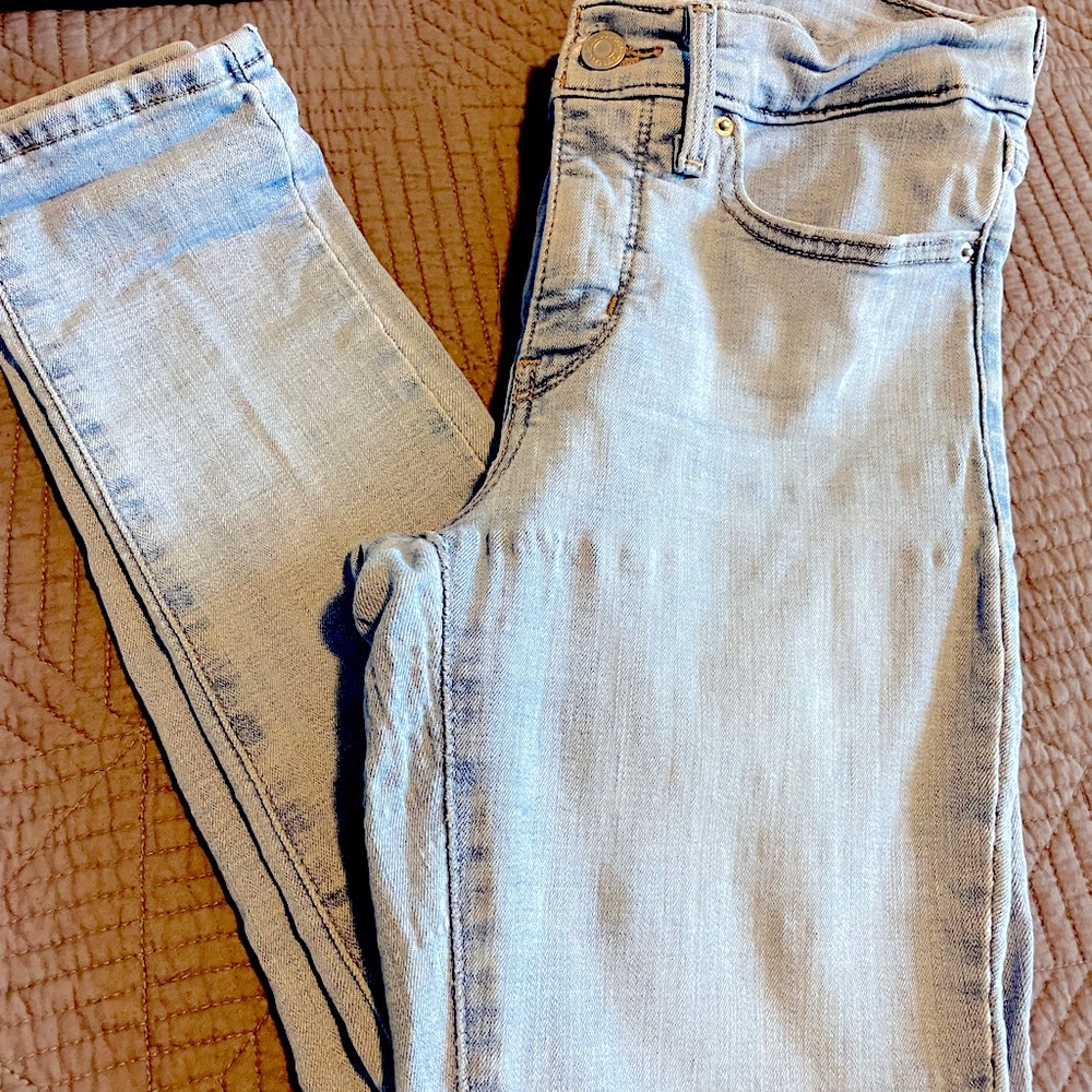 Levi’s 311 shaping skinny size 27